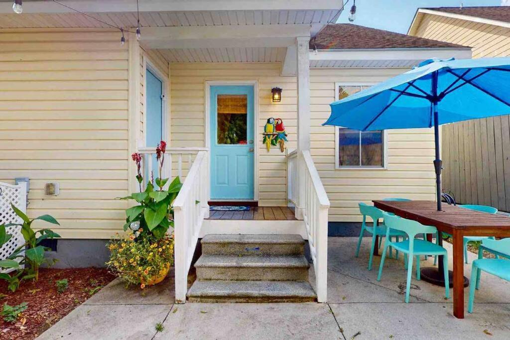 The Blue Door Bungalow Wilmington Exteriör bild