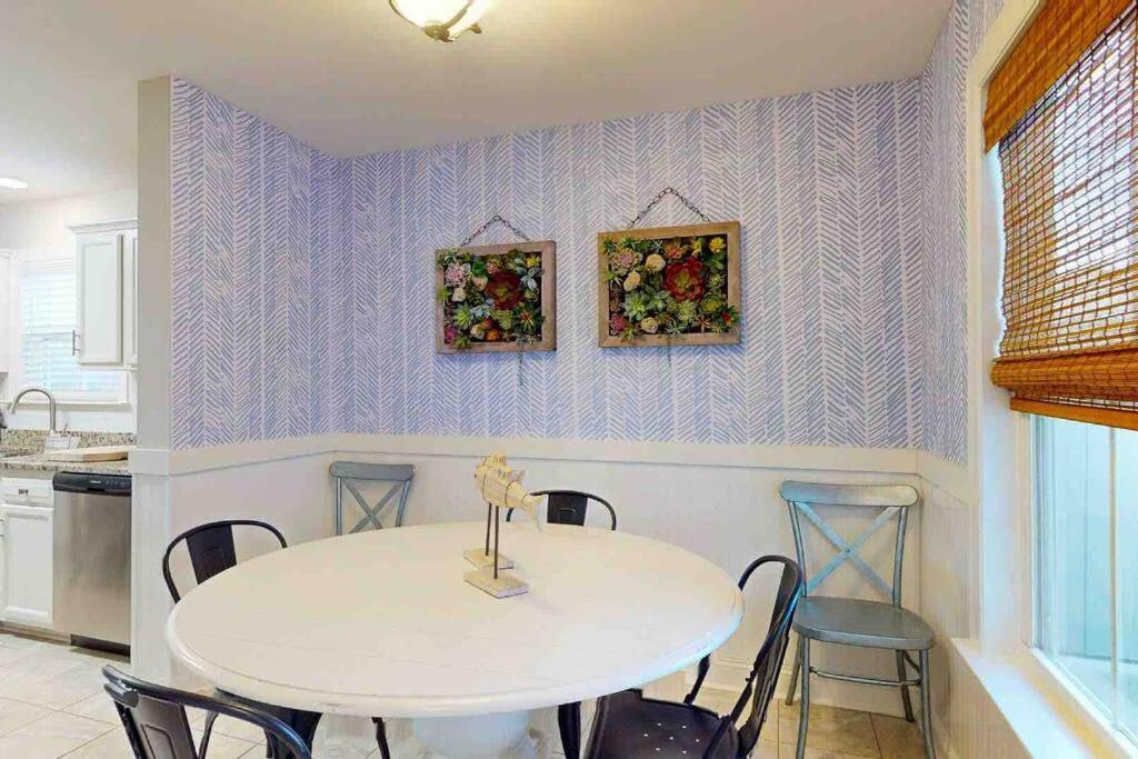 The Blue Door Bungalow Wilmington Exteriör bild